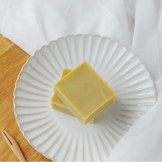 Hibiscus & Camellia Soap