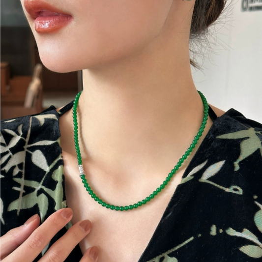 Green Agate Choker Necklace