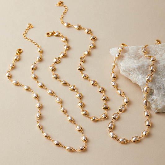 French Retro Pearl Necklace