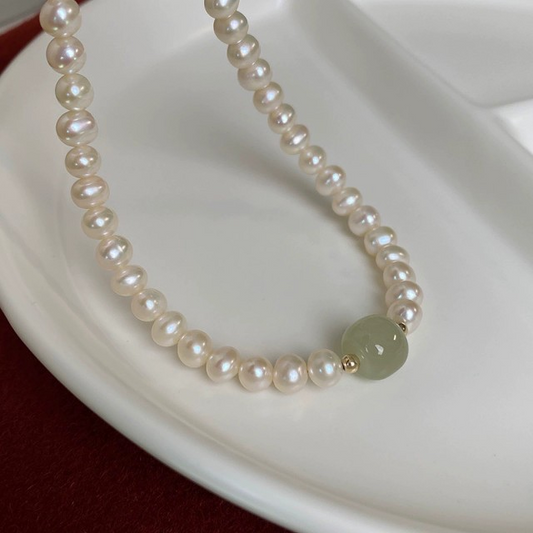 Natural Hetian Jade & Freshwater Pearl Necklace