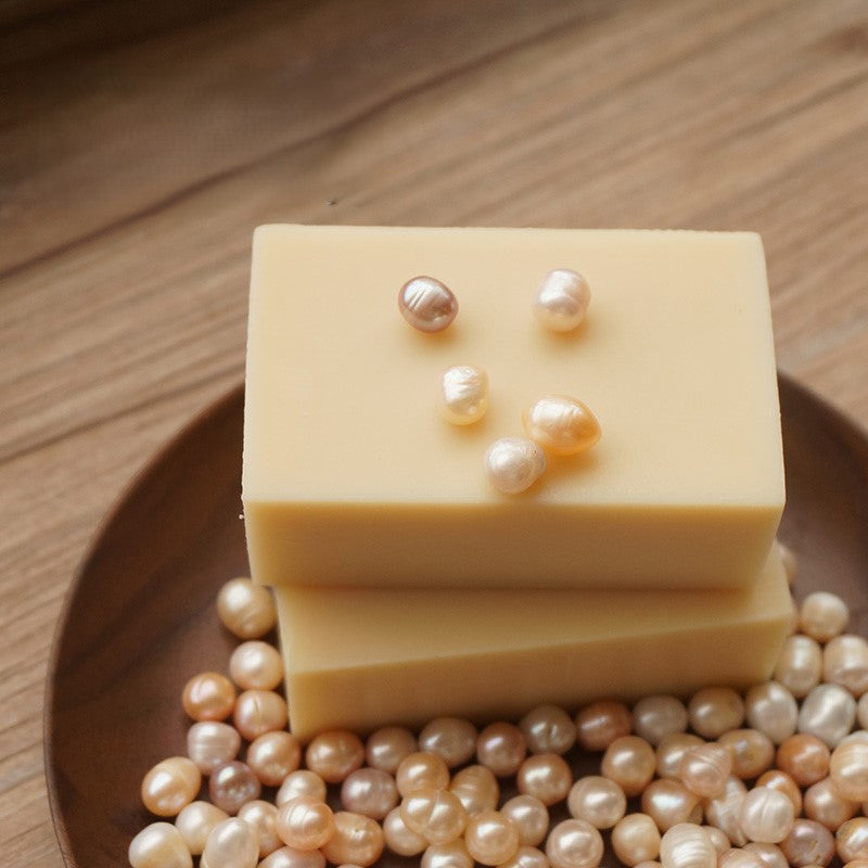 Pearl & Goat’s Milk Soap